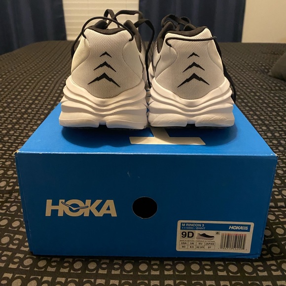 Men’s Hoka running shoes - Picture 4 of 4